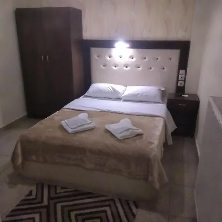 Hotel Villa Pigasos Paralía Exterior foto