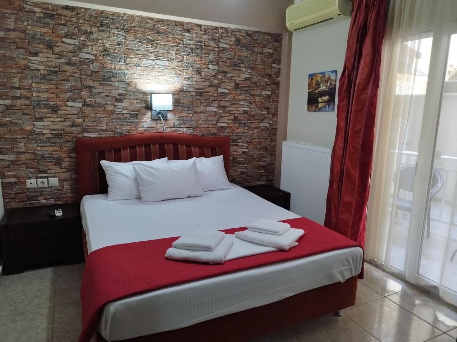 Pigasos Aparthotel *
